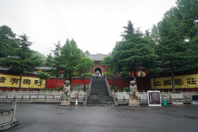 河南登封｜中國古寺之始法王寺