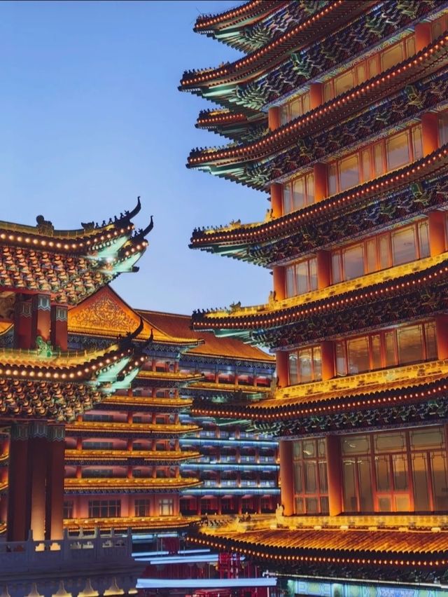 主打非遗庙會~人不少但是不會顯得擁擠！