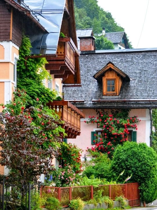 Mind-blowing Lake Hallstatt in Austria❤️🇦🇹