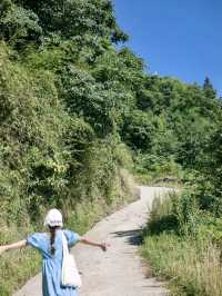 The surrounding area of Chengdu offers a 1.5-hour 🍃 niche hiking route, the scenery is absolutely stunning!