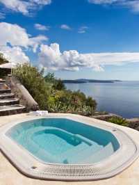 🌅 Santorini Sunset Dreams: Perivolas Hotel 🏊‍♂️