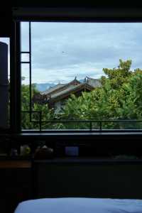 新開！麗江六邊形窗景看三山！獅子象鼻玉龍雪山！