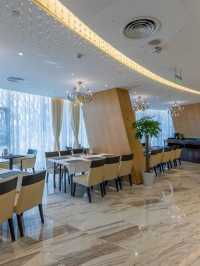 🌟 Liling's Luminous Lodging: Turandot Hotel 🌟
