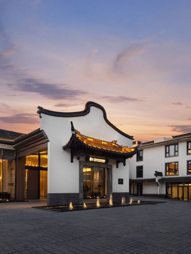 🏨✨ Enchanting Stay at Xitang's Wanda Meihua Resort 🌿🍵