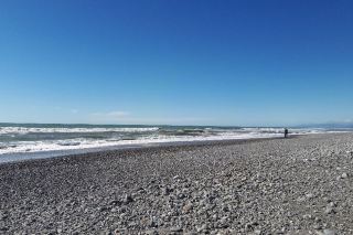 Explore Greymouth: Experience the tranquility and romance of New Zealand. 
