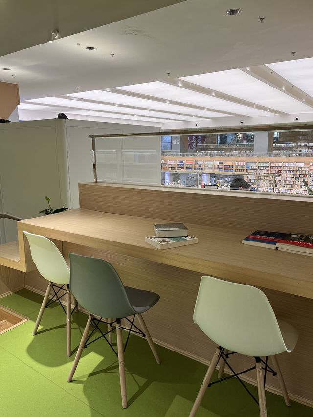 深圳書城中心店📚✨
