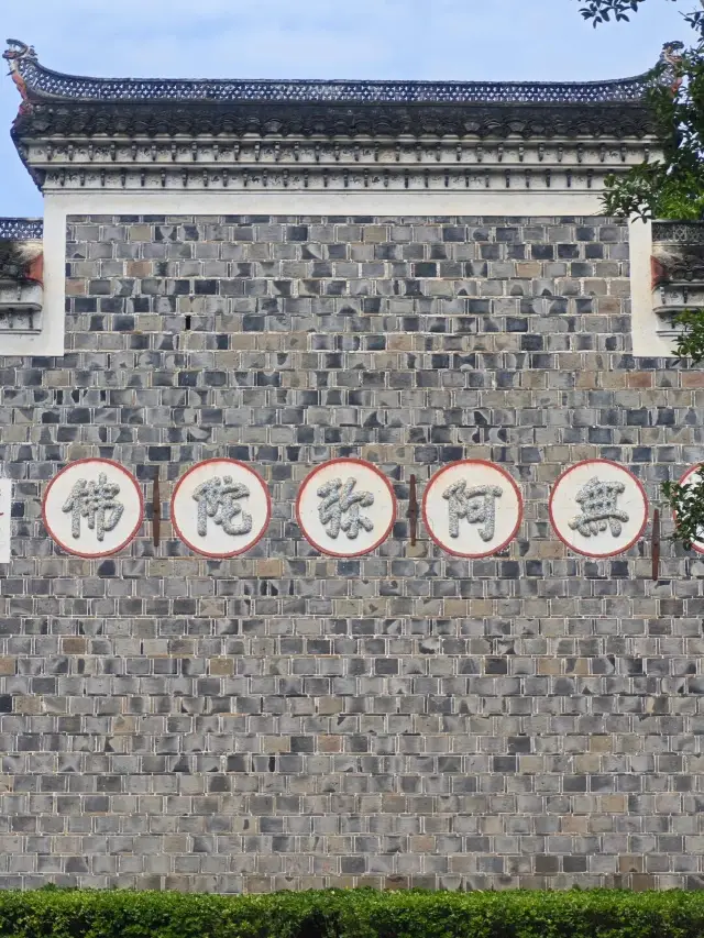 萬萬沒想到重慶周邊還藏着這樣一座寺廟……。