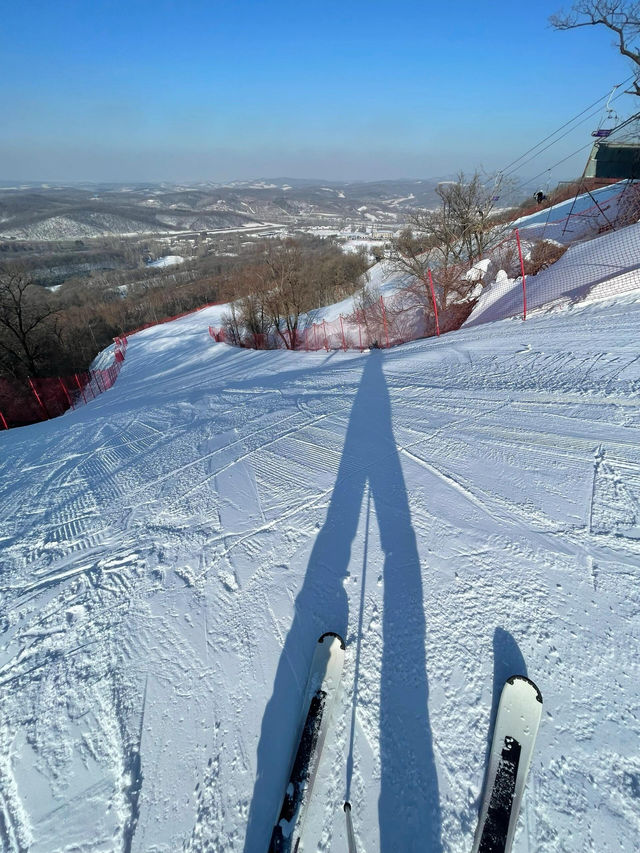 長春廟香山雪場，不愧奧地利小廟的稱號。
