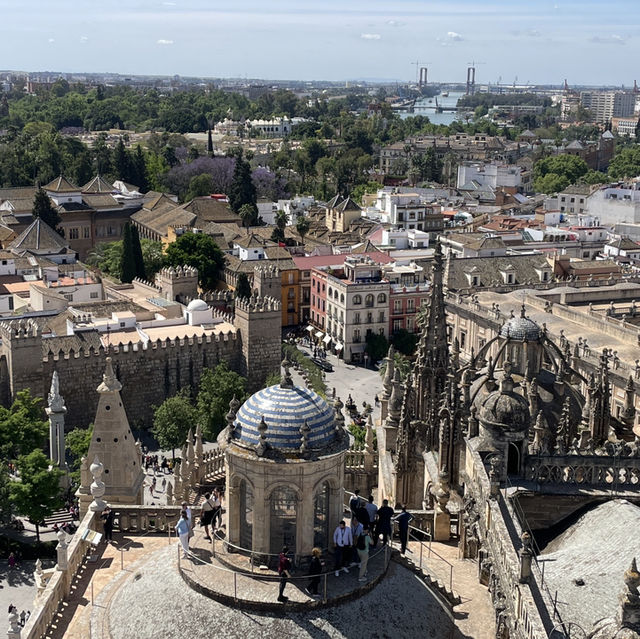 Sevilla: A Passionate Dance of History and Culture 💃✨
