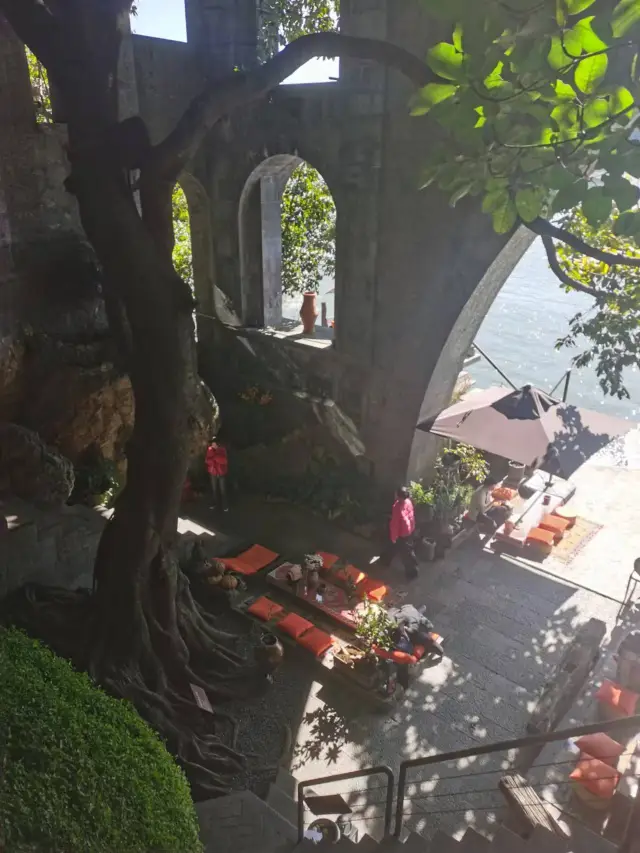 太陽宮：洱海邊的璀璨明珠