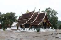 Explore the Spiritual Essence of Wat Xieng Thong in Luang Prabang, Laos