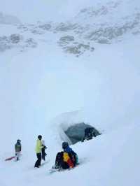 Blackcomb Glacier Ice Cave Ski is Charming❤️🥰🥰