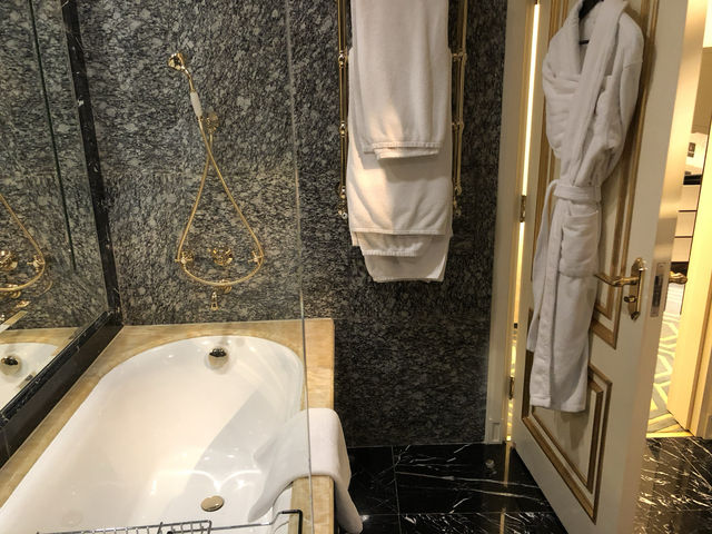 莫斯科瑞吉酒店豪華套房入住體驗