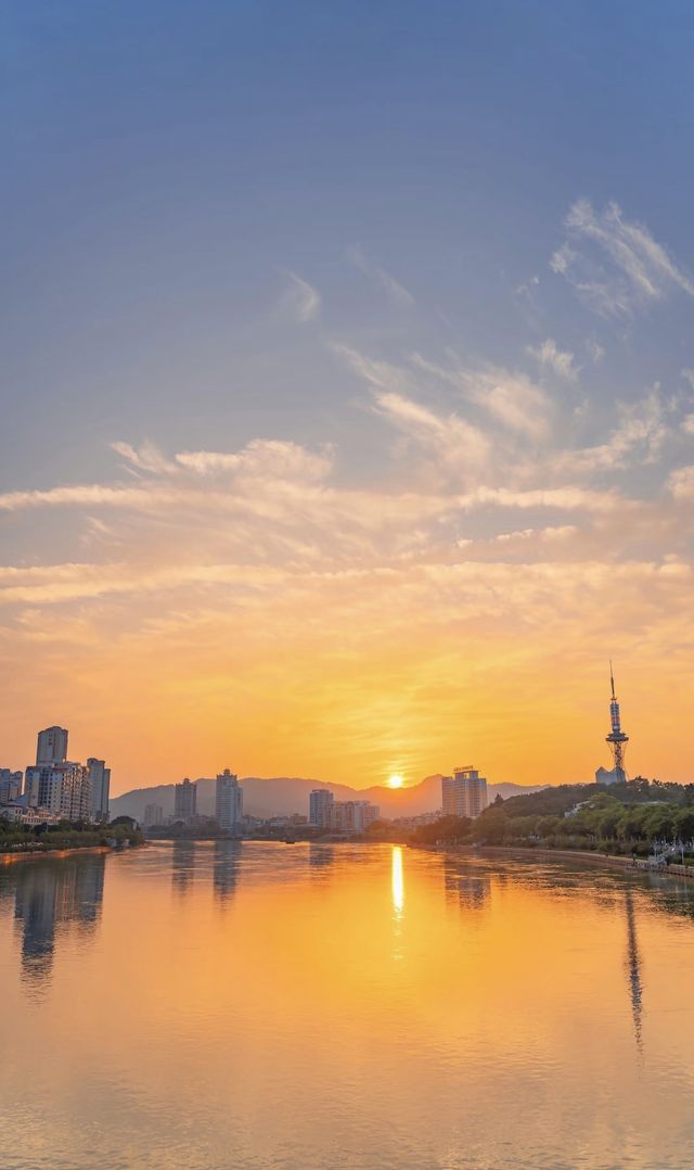 醉美河源珠河橋落日餘暉
