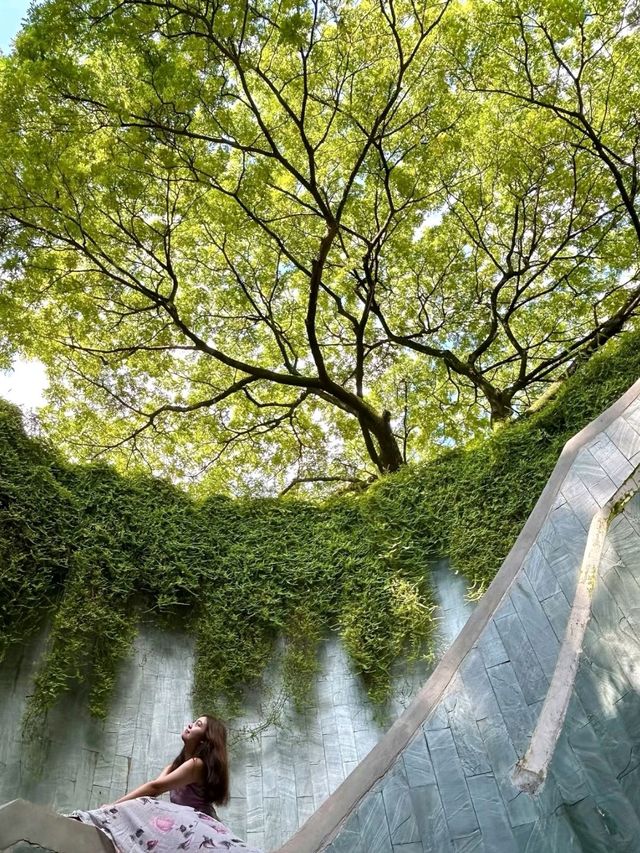 Fort Canning Park is Extraordinary in Singapore🌹🌸