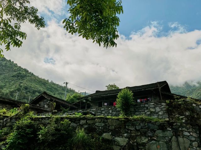 一間住落好舒服嘅山間民宿