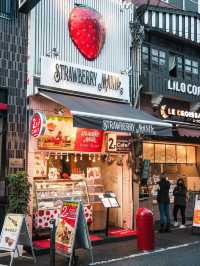 道頓堀的草莓甜品店，甜到心坎裡！