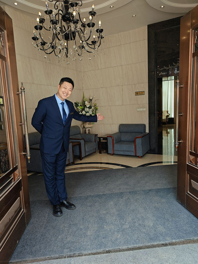 救命！喺市中心發掘到一座「現實版歐式城堡」！隨手影都似電影截圖！！ 華都國際大酒店直接封神！三棟歐