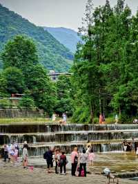 西嶺山腳下嘅暑日清涼，斜源古鎮半日閒遊。