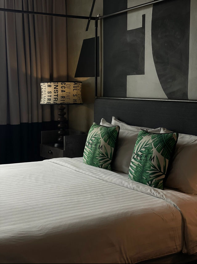 Stay in a hotel Rosa in Malacca Relaxing just like home  🏠 🇲🇾