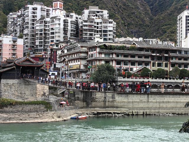 磨西古鎮真心測評:不吹不黑,這地方值不值得來? 磨西古鎮真心測評:不吹不黑,這地方值不值得來?