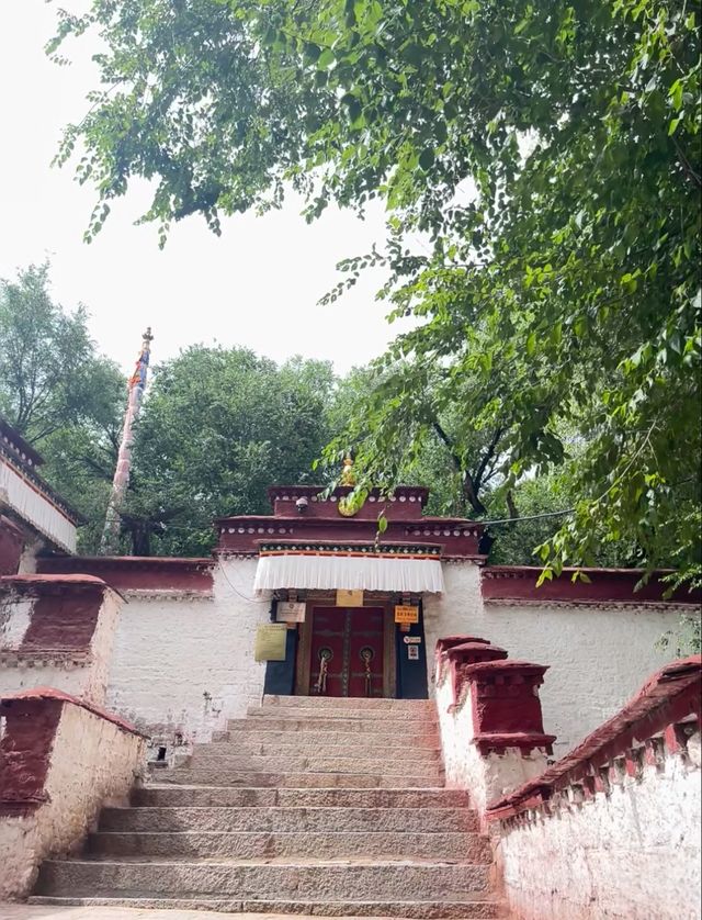 午後色拉寺,我在拉薩看了一場激烈的辯經 午後色拉寺,我在拉薩看了一場激烈的辯經