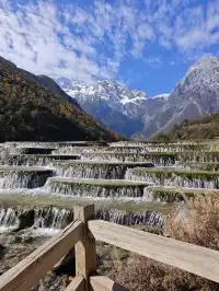 自駕玉龍雪山 牦牛坪藍月谷冰川公園攻略
