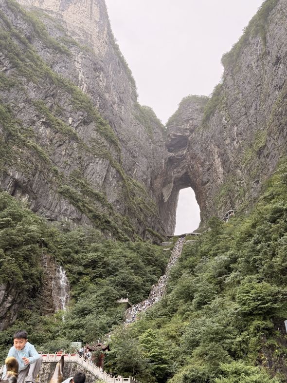 Our trip to Western Hunan has come to a successful end. We are