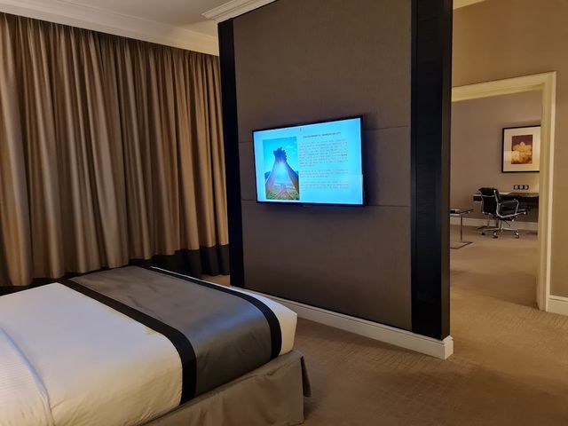 The Ritz-Carlton, Kuala Lumpur 🍁✨