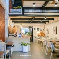 ร้านลับฟีลโคซี่ กลางเมืองภูเก็ต FEEL