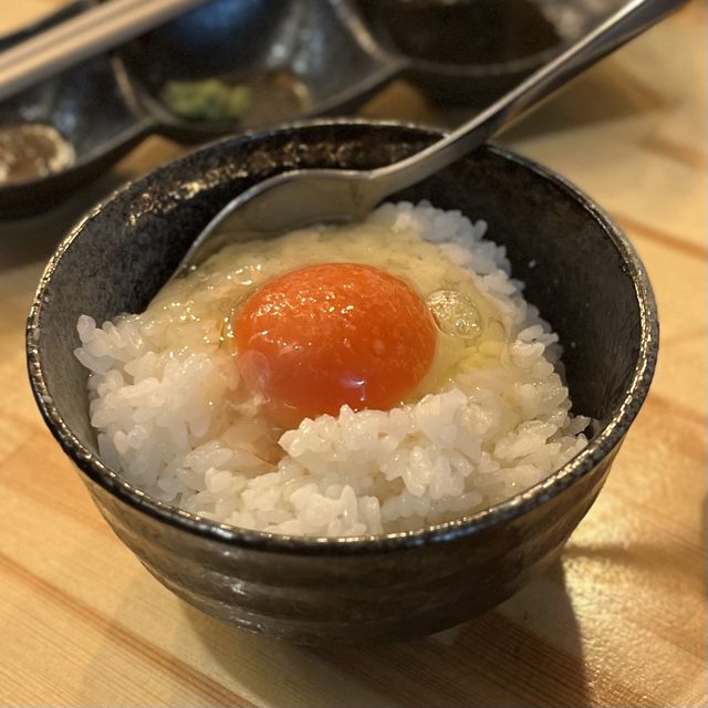 【大阪・京橋】水晶板で焼く立ち食い焼肉「三坪（さんつぼ）」