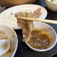 หมูจุ่มเจ๊โส ถาดละ19บาท!!