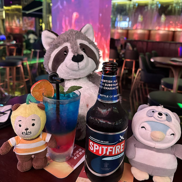 濛濛熊貓鵝檸檬仔飲酒食串燒😘