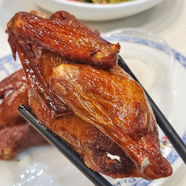 今日要試一試正宗澳門美食！