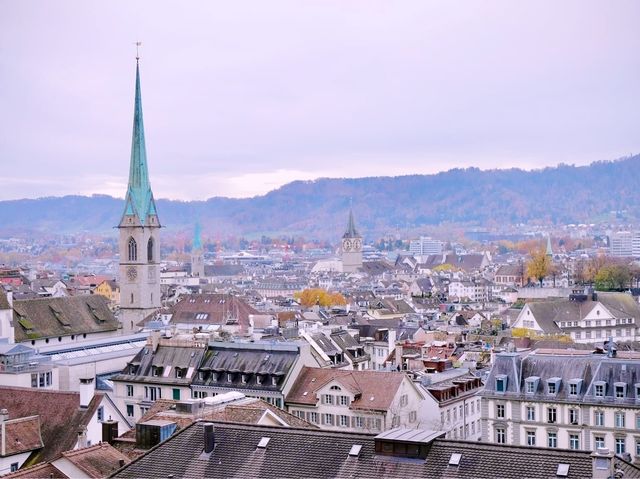 Discover beautiful autumn falls in Zurich  