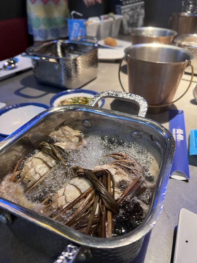 【海鲜盛宴，新鲜美味】