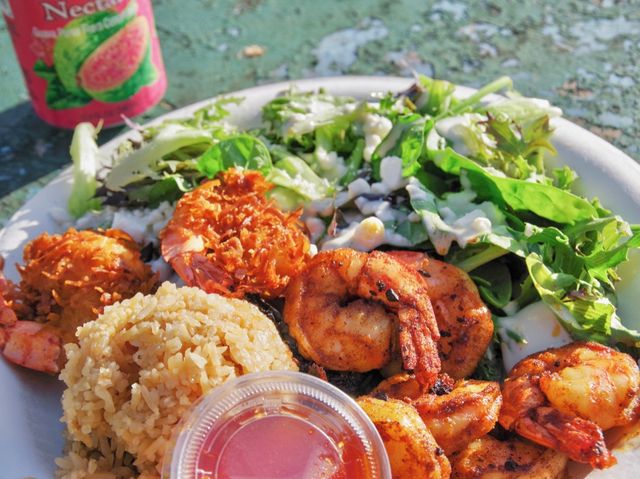 【ハワイ・マウイ島】ぷりぷり海老プレート🦐