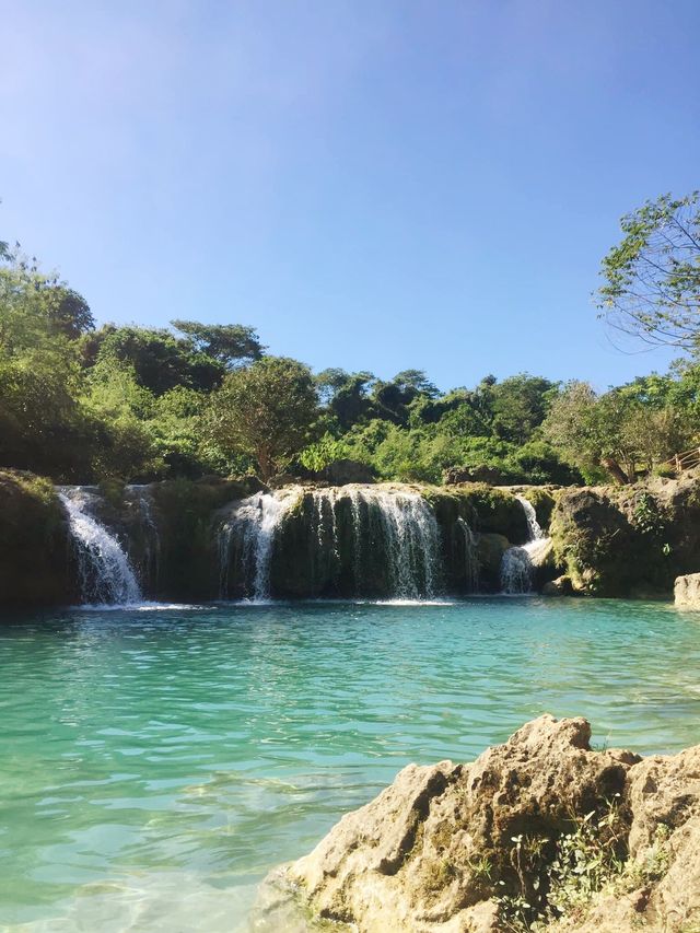 beautiful Bolinao waterfall 世外桃源（波利瑙瀑布）