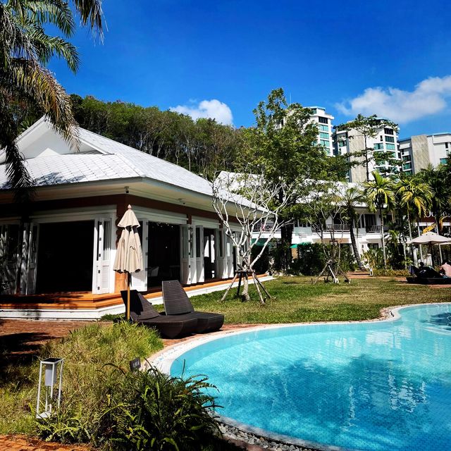 Sunny Valentine's in Phuket, Thailand 🌴