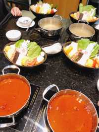 全家聚會吃火鍋🍲 鼎鼎香涮涮屋-旗艦店