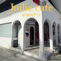 คาเฟ่ย่านลาดพร้าว