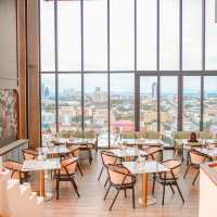Arbour พัทยา รร.ที่มี Rooftop Cafe!