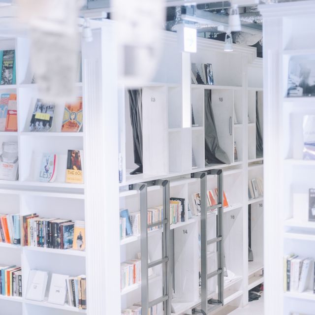 【大阪】泊まれる本棚！？📚 「BOOK AND BED TOKYO SHINSAIBASHI」