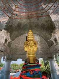แวะกราบศาลหลักเมืองจังหวัดน่าน