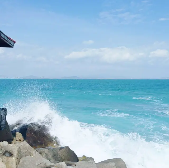 海と砂浜が美しい