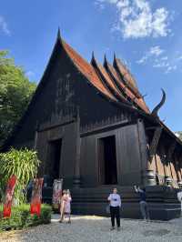 เที่ยวพิพิธภัณฑ์บ้านดำ ศิลปินแห่งชาติ