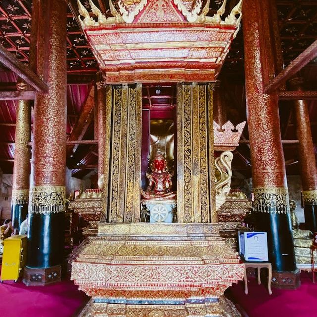 ปู่ม่านย่าม่าน:กระซิบรักบันลือโลก วัดภูมินทร์ น่าน
