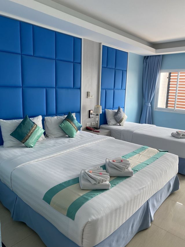 🛳️Saint Tropez Beach Resort🗼✨