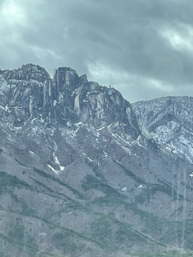 울산바위를 제대로 보시지 못했다면 더엠브로시아카페로 가보세요!