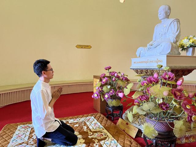 สักการะพระบรมธาตุ ชมวิวยอดเขา วัดท่าตอน